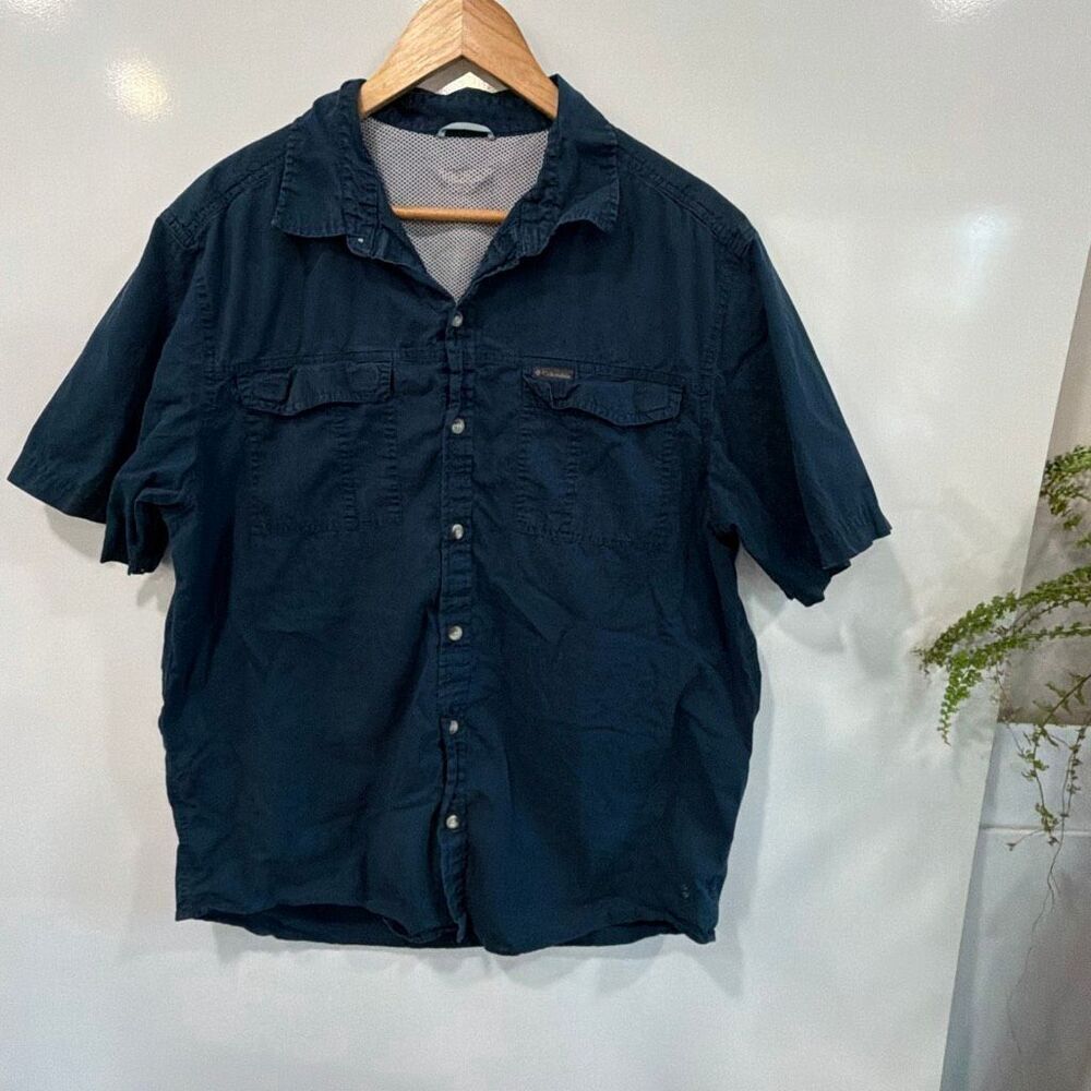 Columbia men’s cotton button up short sleeve shirt